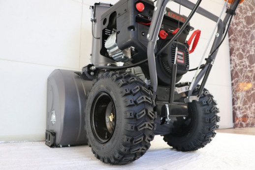 Снегоуборщик бензиновый VILLARTEC WB 1176E