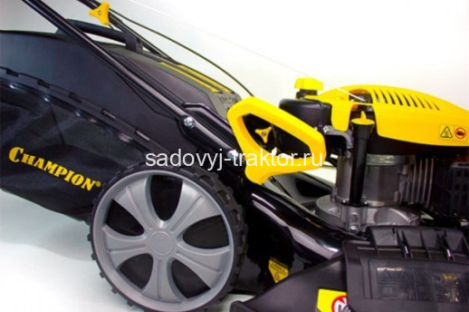 Бензиновая газонокосилка Champion LM5345