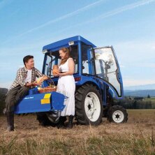 Сельскохозяйственнный трактор MasterYard М244 4WD 24 л.с., с кабиной