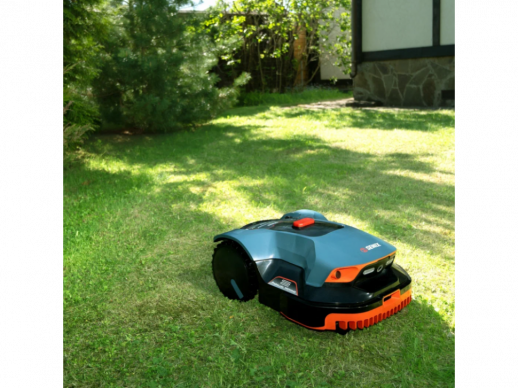 Робот-газонокосилка SENIX LR225-H-EU с GPS RTK