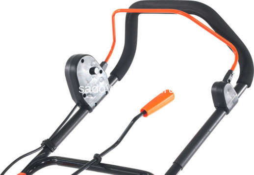 Электрический снегоуборщик Yard Fox BASIC 4625E